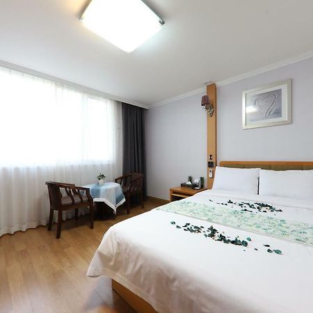 Gwangalli Utopia Tourist Hotel Busan Dış mekan fotoğraf