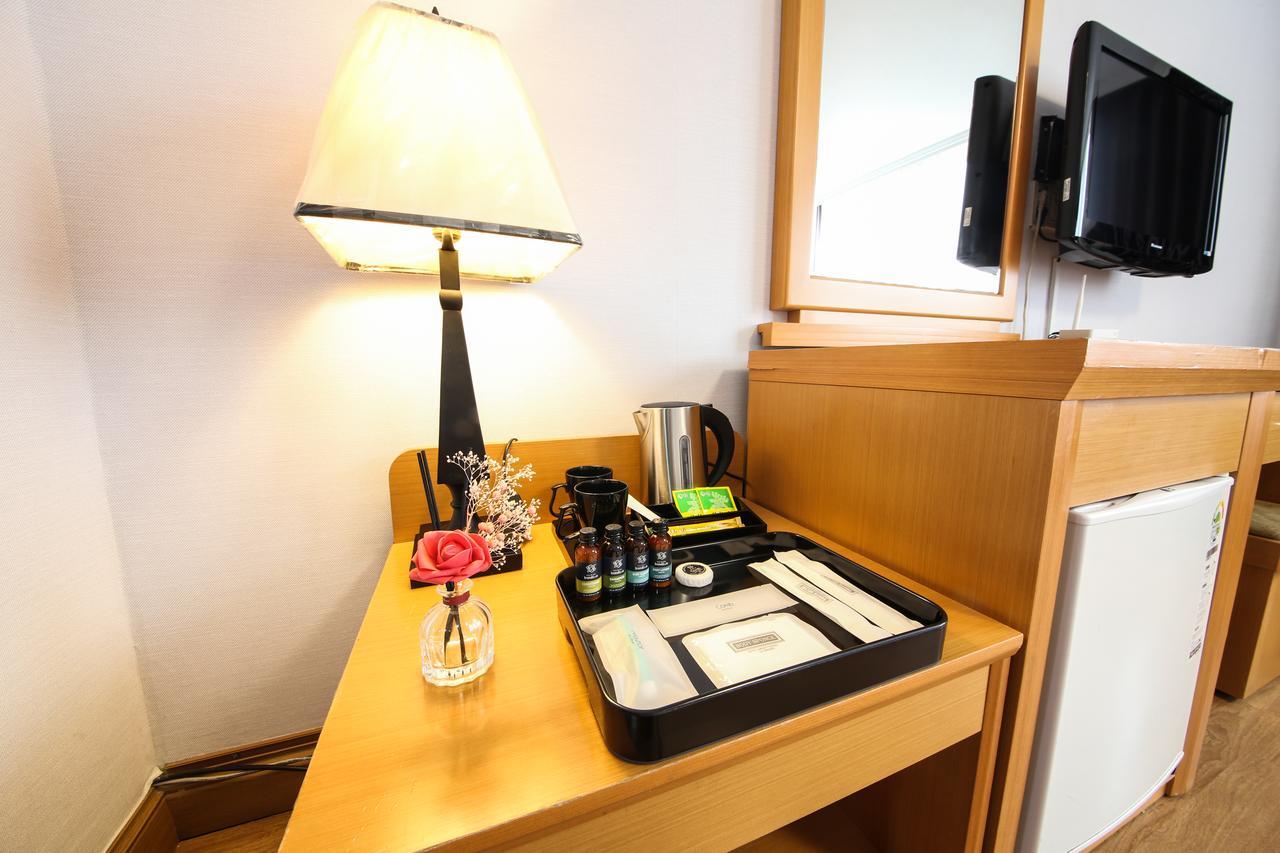 Gwangalli Utopia Tourist Hotel Busan Dış mekan fotoğraf