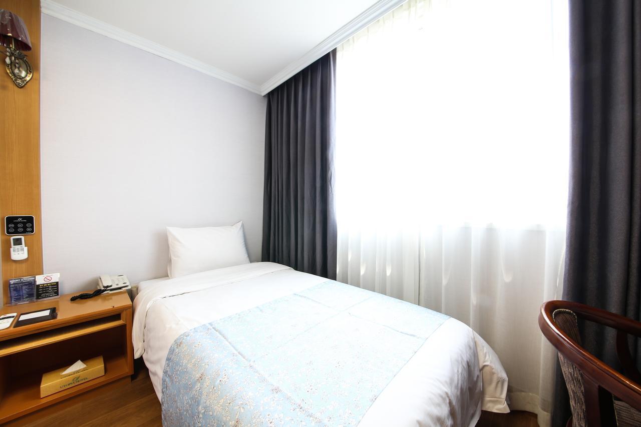 Gwangalli Utopia Tourist Hotel Busan Dış mekan fotoğraf
